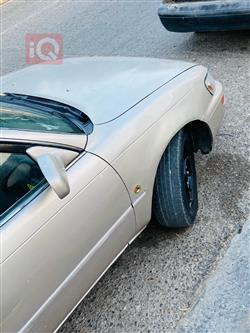 تۆیۆتا کۆرۆلا